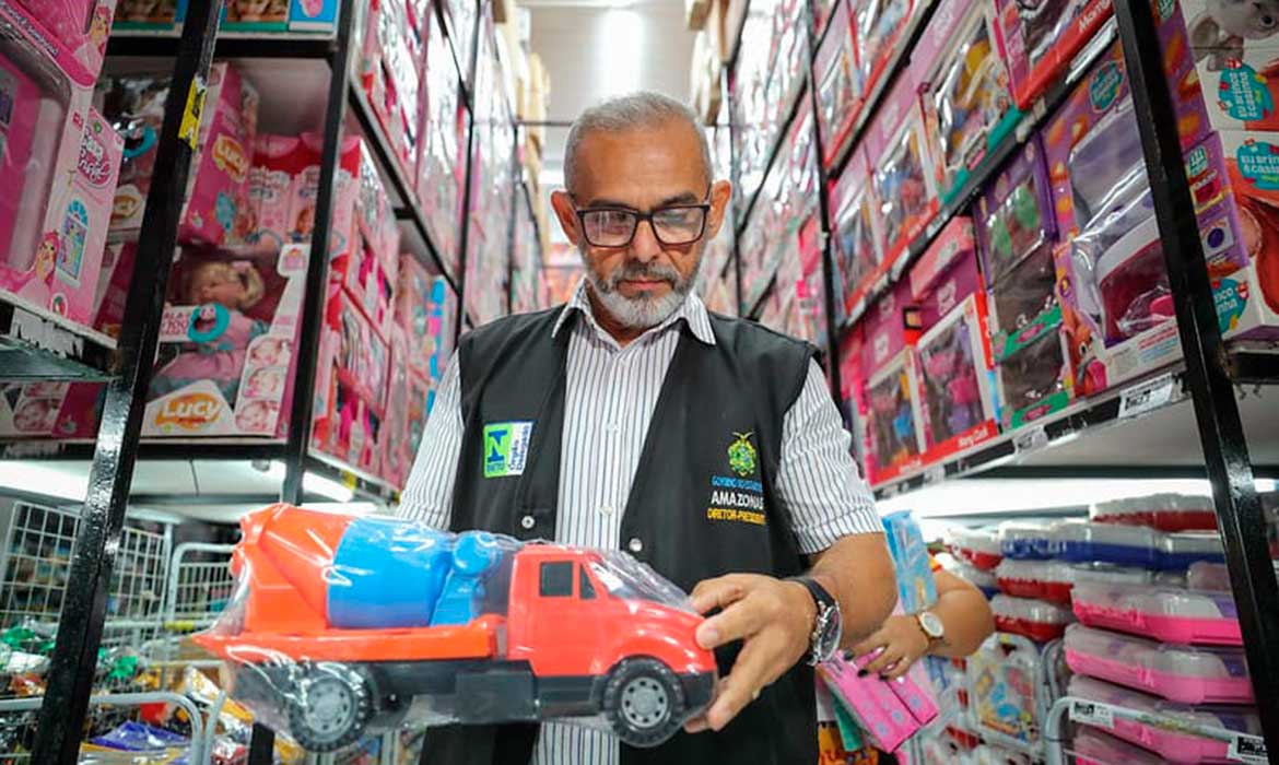 Mais de 11,2 mil brinquedos são verificados pelo Ipem-AM