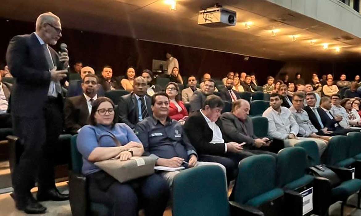Diretor-presidente do Ipem-AM participa da 1ª Reunião Geral do Inmetro