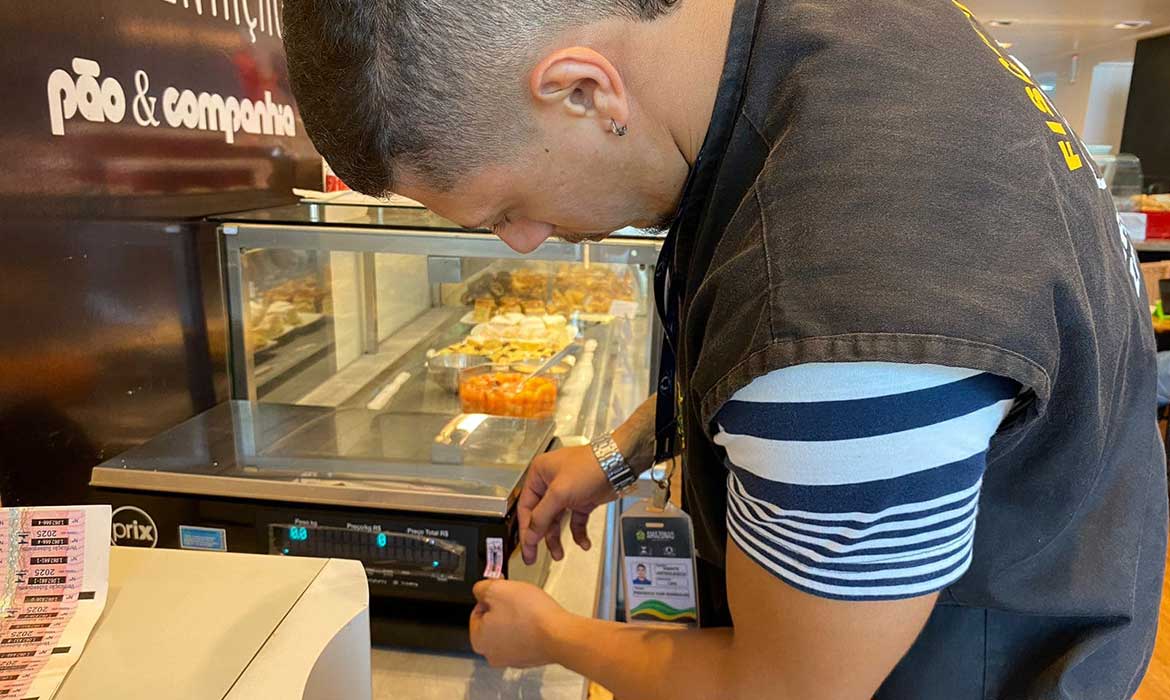 Operação Férias Escolares: Ipem-AM reprova balanças