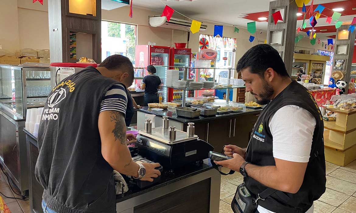 Operação Férias Escolares: Ipem-AM reprova balanças