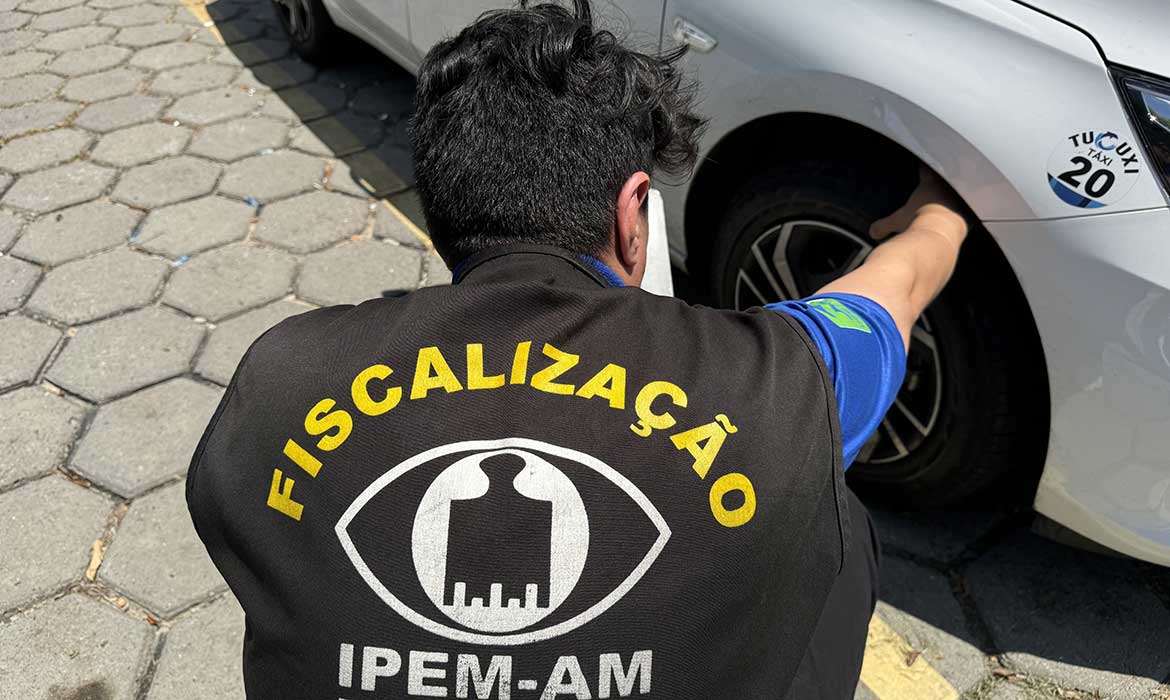 Ipem-AM fiscaliza taxímetros