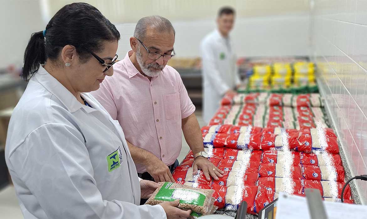 Operação Cesta Básica: Ipem-AM reprova 23 marcas